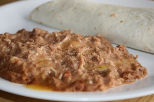 spicy cheesy refried beans01